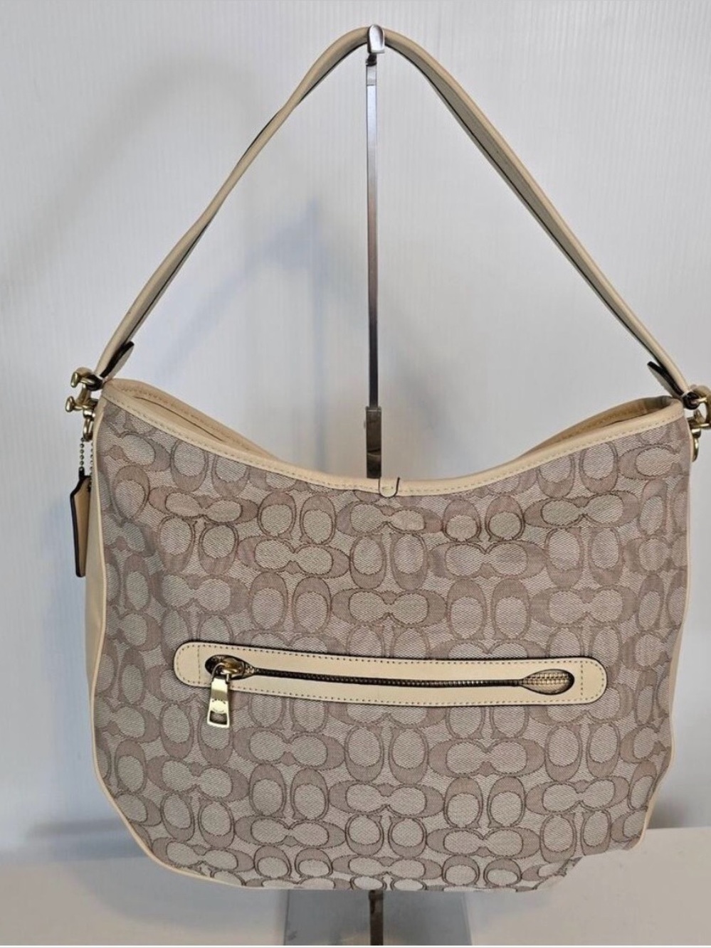 Coach Soft Tabby Hobo Bag in Signature Jacquard Ivory Chalk C6659
